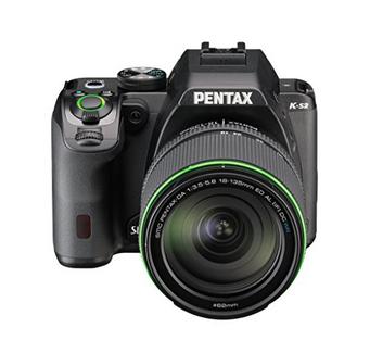 Kit Máquina Fotográfica Reflex PENTAX K-S2+18-135WR  (20 MP – Sensor APS-C – ISO: 100 a 51200)