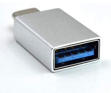 Adaptador EWENT USB Type C em Branco