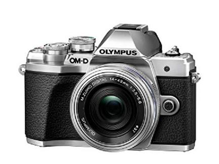 Olympus OM-D E-M10 Mark III + M.Zuiko Digital ED 14-150mm f/4-5.6 II – Preto
